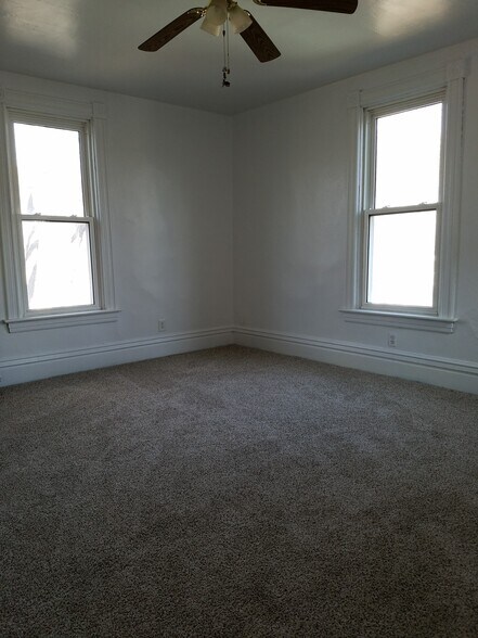 upstairs bedroom - 556 Rose Ave E