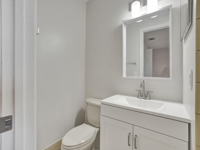 Building Photo - 8503 NW 35th Ct