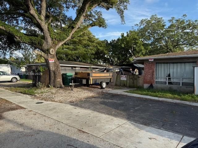 Building Photo - 4148 SW 24th St