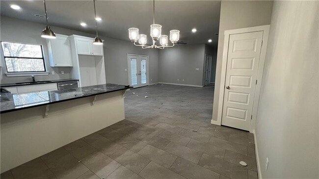 Building Photo - 205 Tricha Cir SW