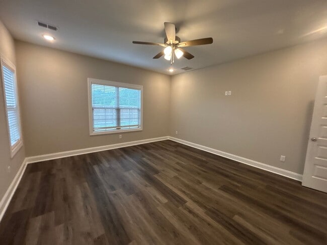 Building Photo - 9691 Jackson Run Ln