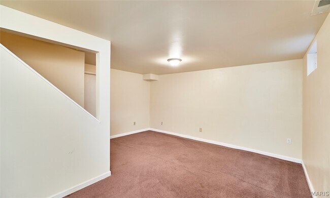 Building Photo - 61 Woodlake Ct