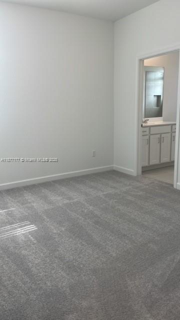 Building Photo - 871 SE grovebush Ln
