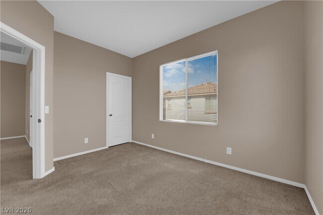 Building Photo - 10573 Allegrini Dr