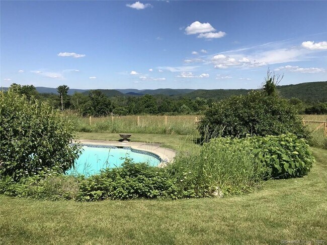 Building Photo - 107 Lime Rock Rd