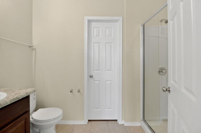 Building Photo - 137 Miracle Dr