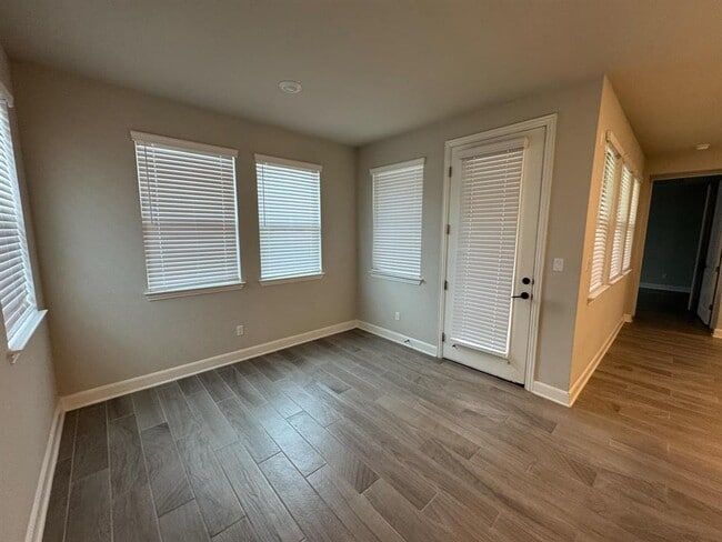 Building Photo - 19108 Fernando Trl