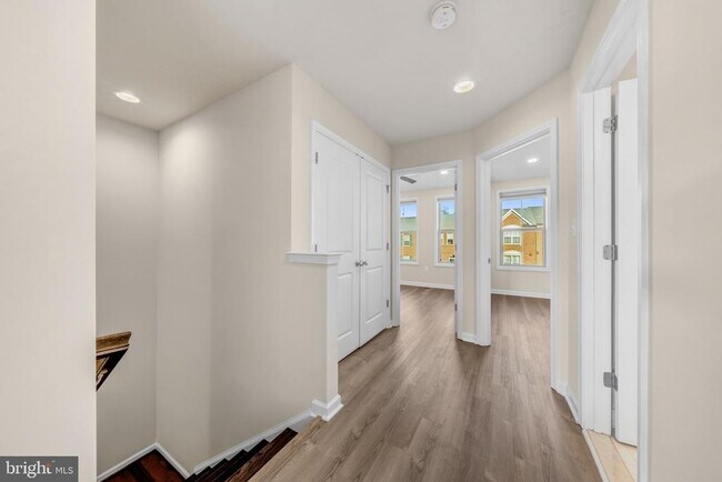 Building Photo - 6836 William White Way