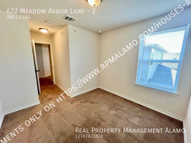 Building Photo - 622 Meadow Arbor Ln