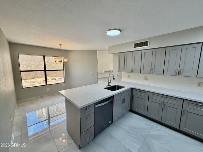 Building Photo - 4548 E Shomi St