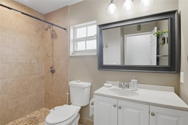 Building Photo - 7141 SW 158th Ct