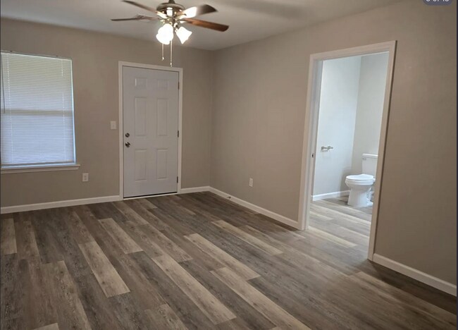 Building Photo - 4103 W 56th Pl