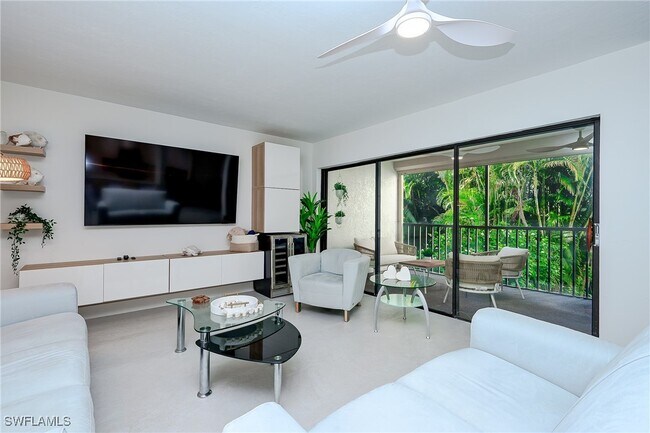 Building Photo - 592 Beachwalk Cir