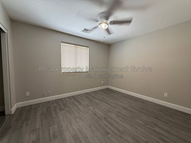 Building Photo - 3538 East Anika Drive