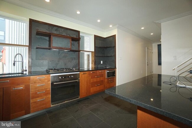 Building Photo - 1707 N Howard St