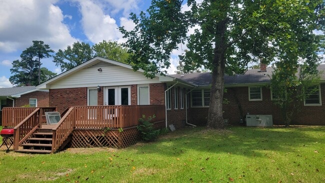 Building Photo - 2407 Glenwood Ave