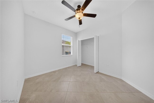 Building Photo - 2220 Dragonfruit Wy