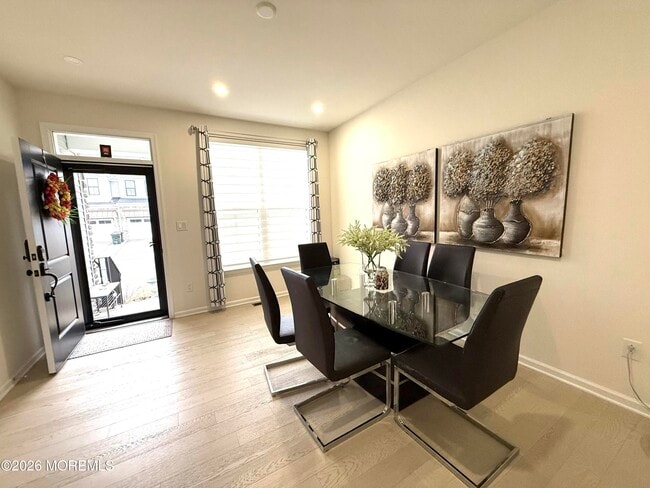 Building Photo - 21 Wisteria Ct