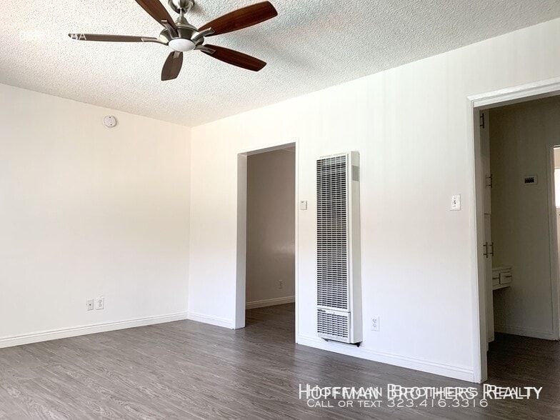 Building Photo - 1031 S Westlake Ave