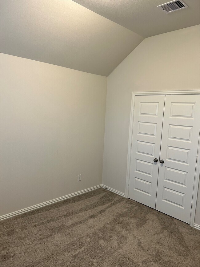 Building Photo - 12218 English Mist Dr