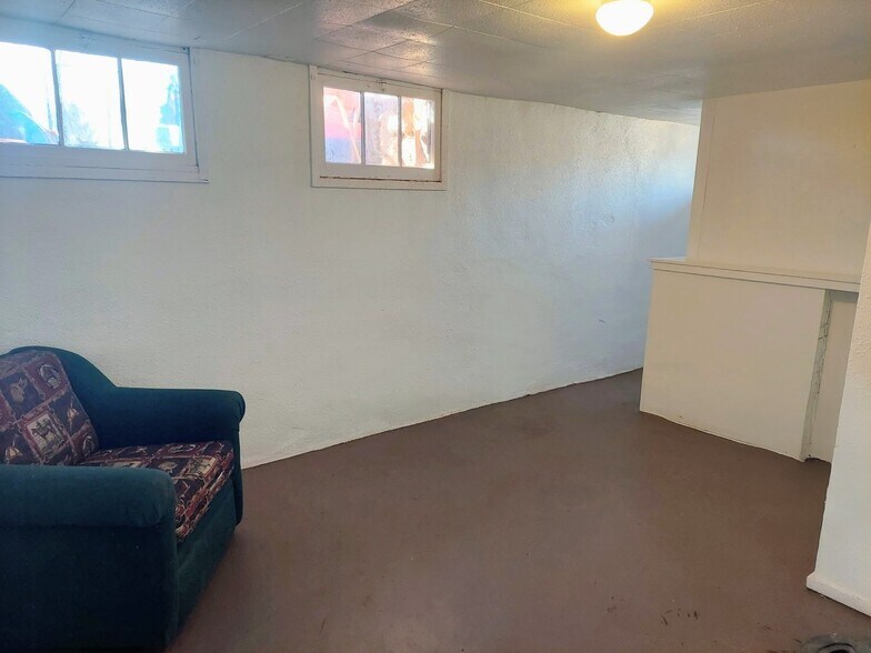 Building Photo - 410 S 100 E