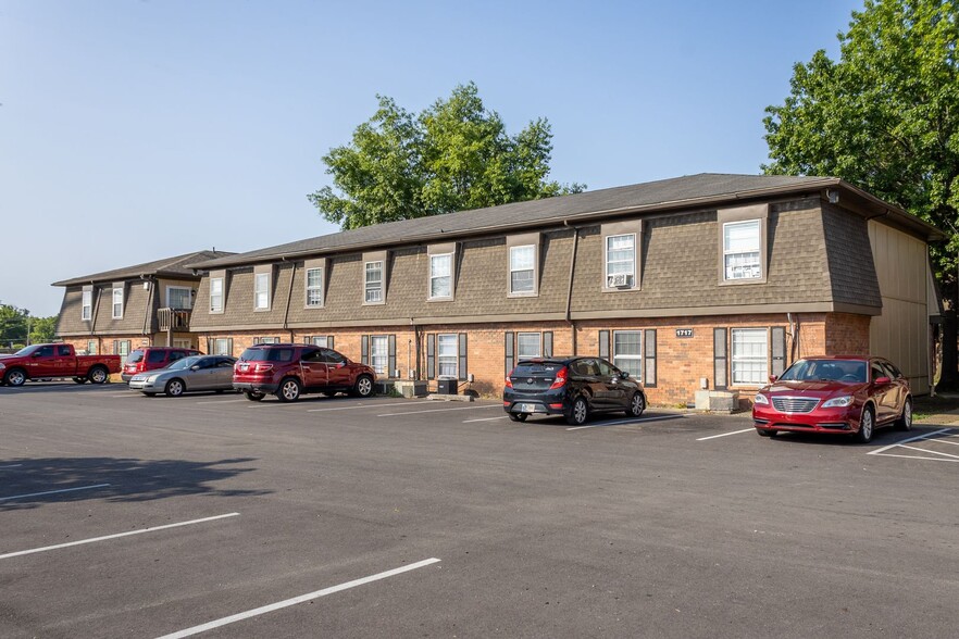 Interior Photo - Courtyard Apartments