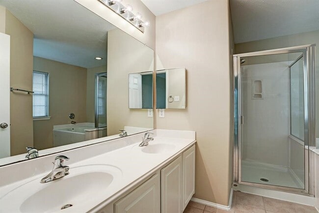 Building Photo - 281 Brandy Ridge Ln