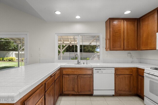 Building Photo - 248 Cedar Heights Dr