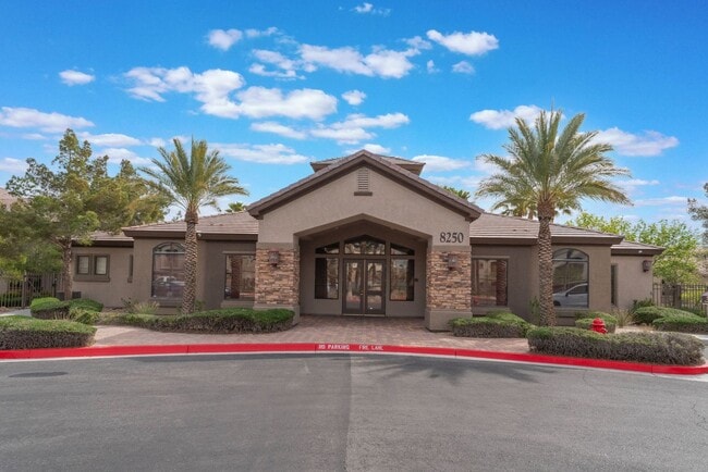 Building Photo - Bright 2-Bed Condo with Patio!