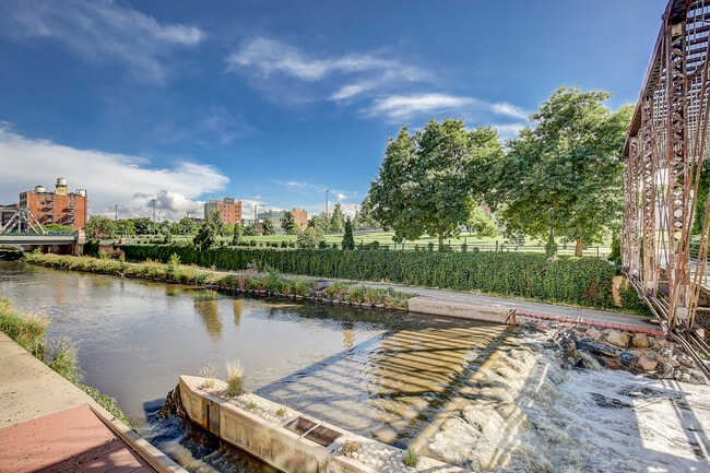 Building Photo - 1401 Wewatta St