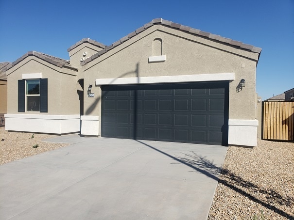 Building Photo - 37698 W Capri Ave