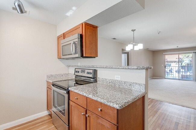 Building Photo - UPSTAIRS 2 BEDROOM CONDO! GATED COMMUNITY!...