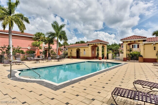 Building Photo - 20170 Estero Gardens Cir