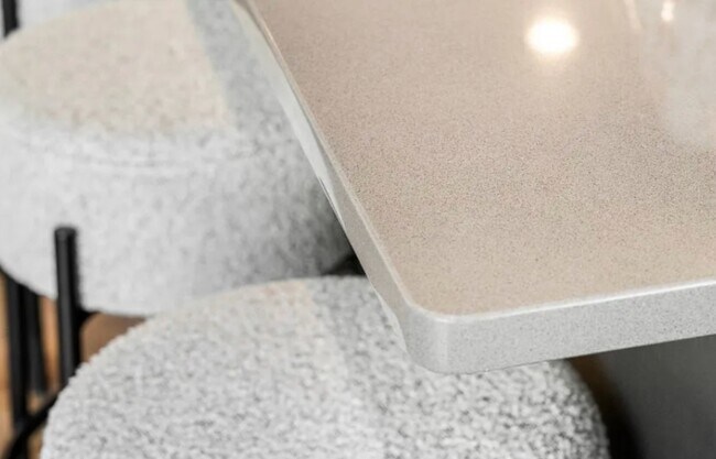 Quartz Kitchen countertops - 306 Bennetts Ct