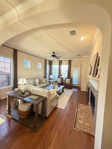 Building Photo - 300 Eastland Dr