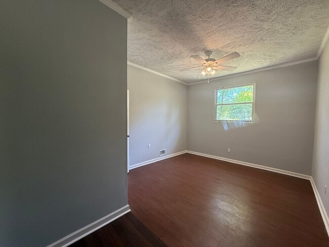 Building Photo - 4 bed/2 bath home in North Augusta, SC