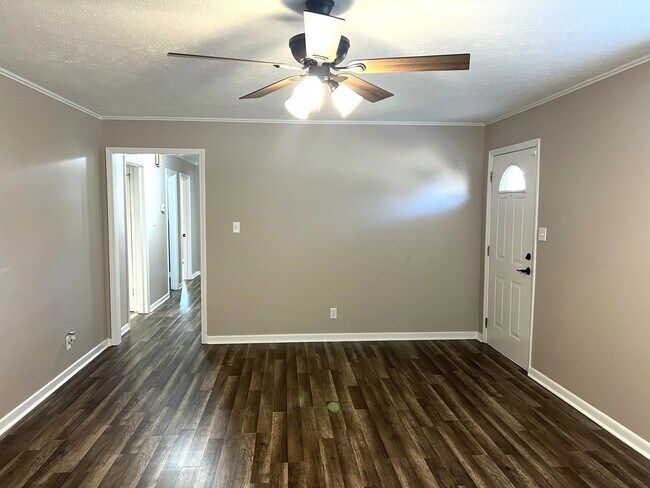 Building Photo - Seeing is Believing!!!