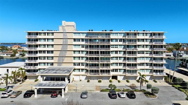 Building Photo - 223 Island Way