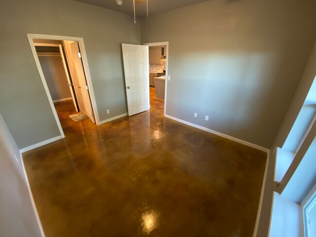 Building Photo - 13810 Old FM 471 W