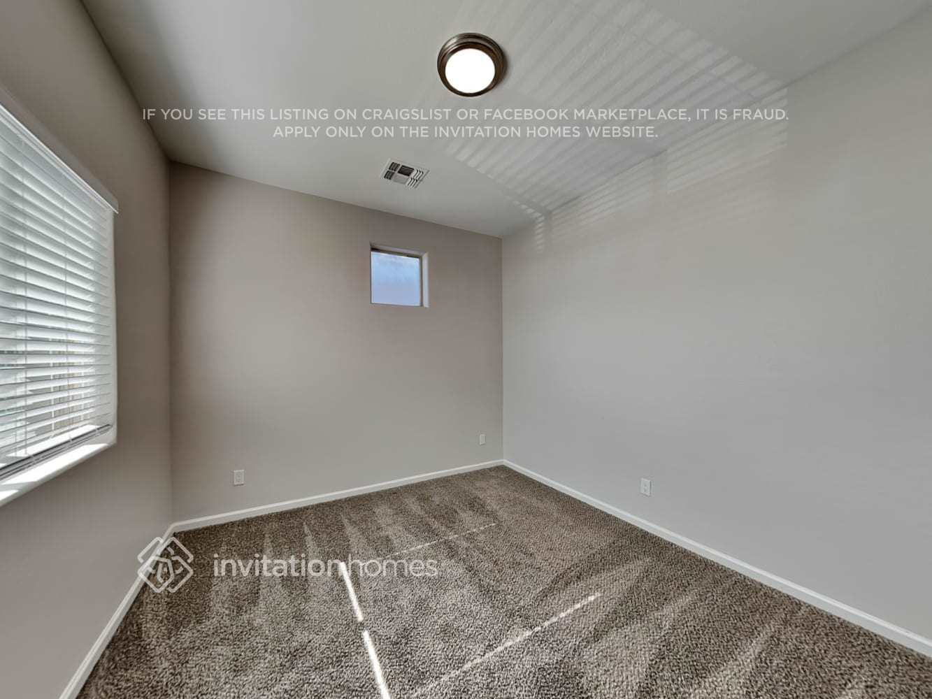 Building Photo - 1840 W Pollack St