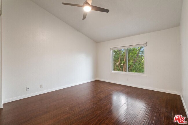 Building Photo - 3802 Dunford Ln