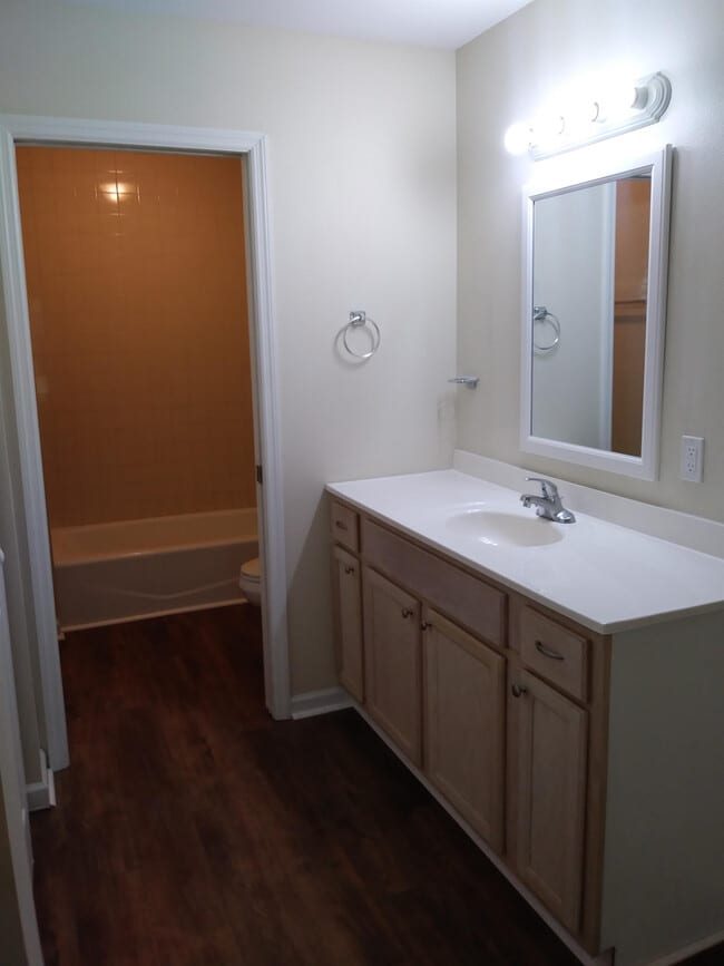 Building Photo - 1608 Akridge Dr