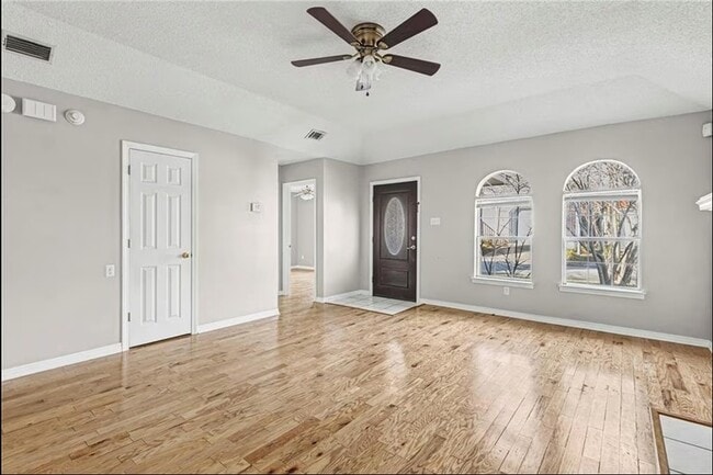 Building Photo - 6474B Cedar Bend Ct