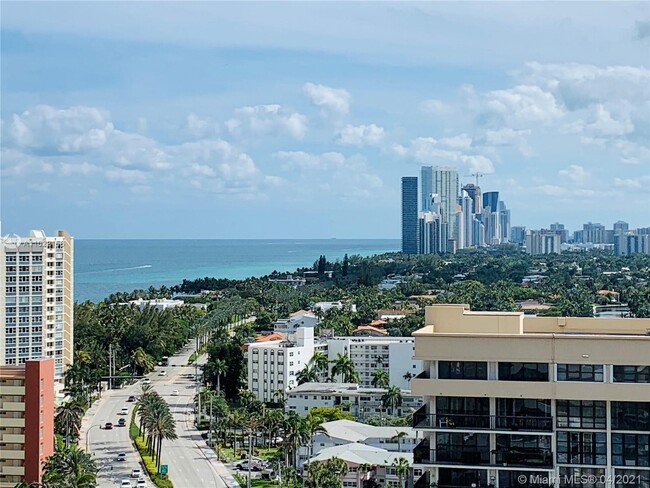 Building Photo - 1985 S Ocean Dr