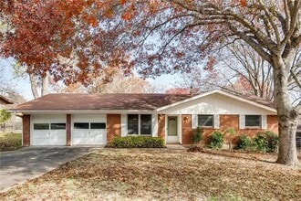 Building Photo - 3602 Quiette Dr