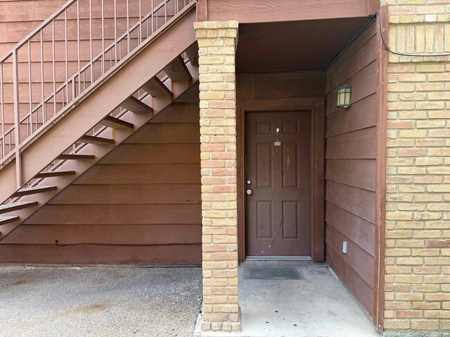 Building Photo - 1752 Tiara Trail