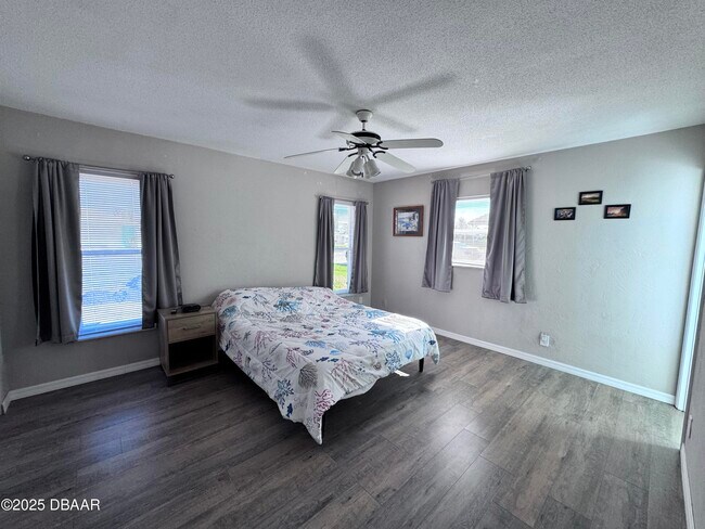 Building Photo - 6 Ocean Cir