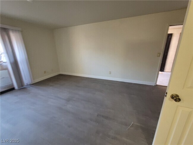 Building Photo - 2451 N Rainbow Blvd