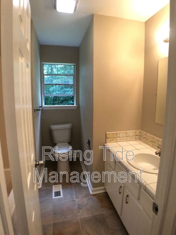 Building Photo - 5824 Balboa Terrace