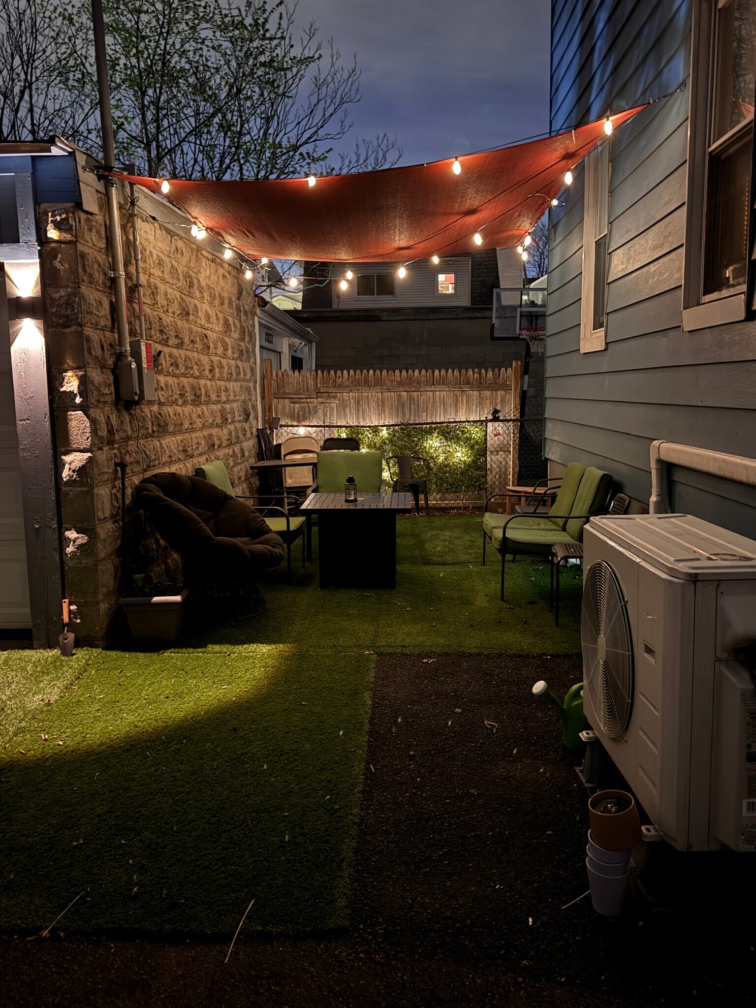 Backyard Oasis - 51 Valley St